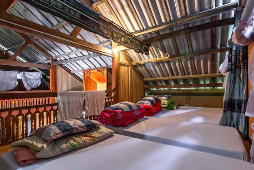 2 Day Sapa-Bac Ha Market: Night Train& Homestay-Bus Ha Giang - A night in Ta Van with simple comforts