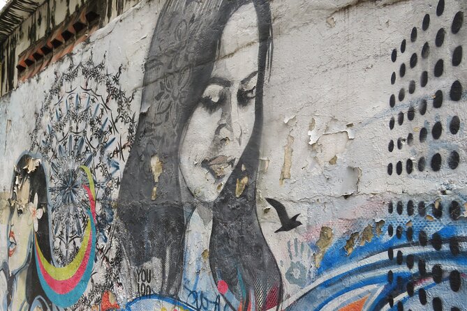 3 Hour Morning Market and Art Tour - Starbucks and local art on Chip Mong Noro Lane