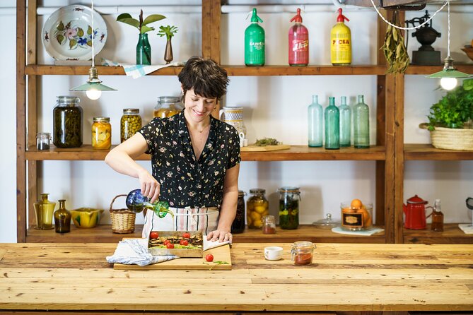 4-Hour Market Visit and Traditional Cooking Workshop in Palma - Moving from the market to Deborah’s cooking studio
