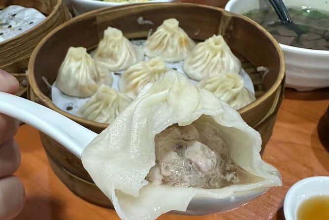 4-Hr Shanghai Layover Tour: Maglev, Wet Market, Food, Landmarks - Who will get the most from the $98 price