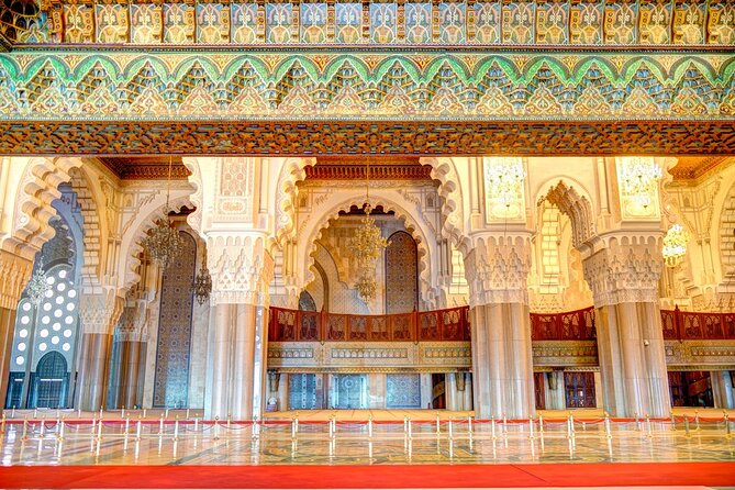 5 am in Casablanca: Mosque, Medina, Beach , Souks , Coffee and more - A quick look at Marché Central