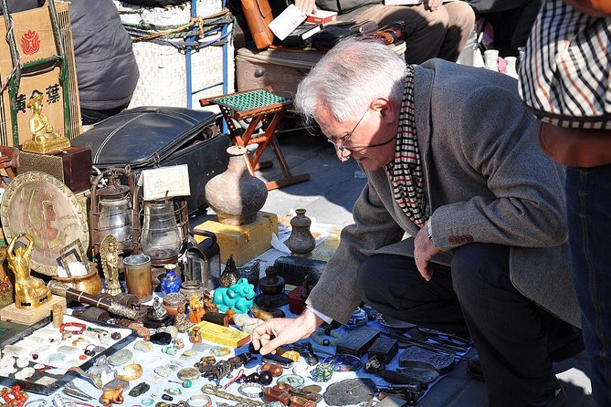 6-Hour Private Beijing Tour: Flower and Fish Market, Panjiayuan Antique Market and 798 Art Zone - Finding the modern edge of 798 Art Zone