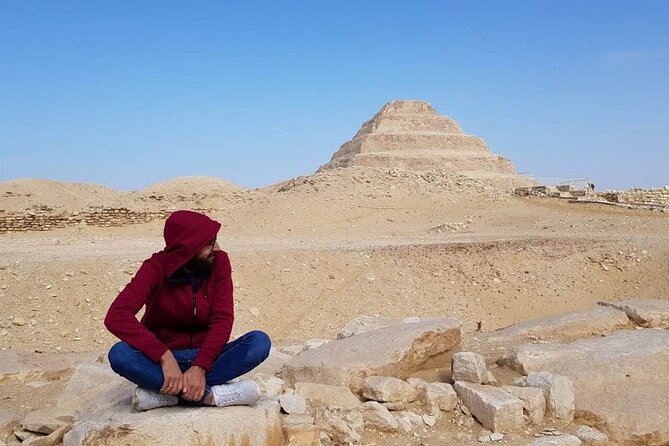 8-Hour Tour Giza Pyramids, Egyptian Museum and Cairo Bazaar - The Giza Plateau and three royal pyramids