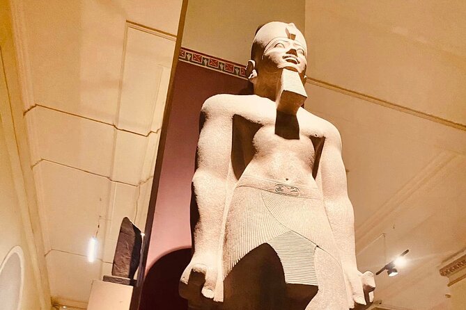 8-Hours private tour of Giza pyramids, Egyptian museum&Bazaar - The guides make the private format useful