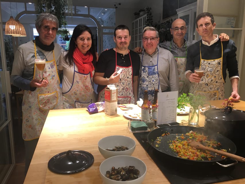 A Coruña: Local Market Shopping and Cooking Workshop - Key points at a glance