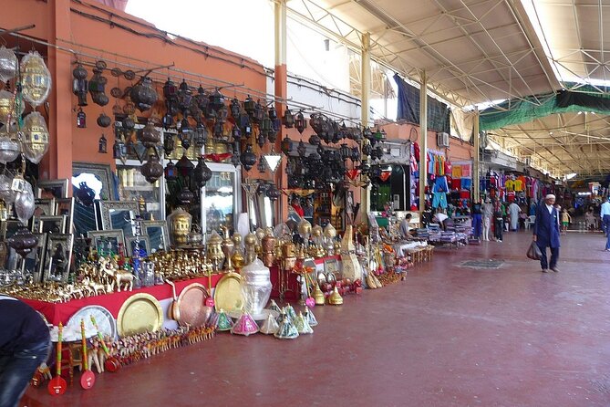 Agadir city tour and souk el had - Mohammed V Mosque and a look at local architecture