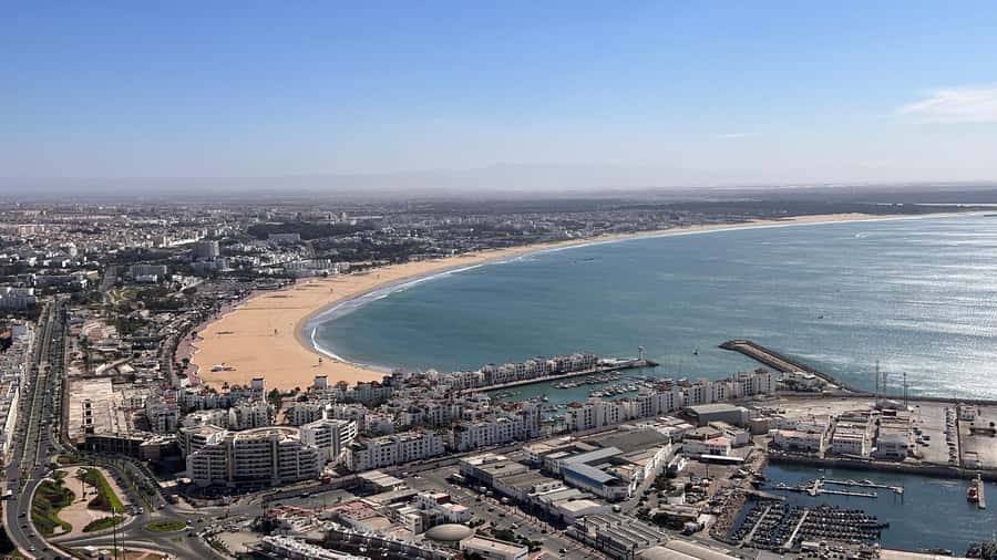 Agadir: Kasbah, Souk, and Marina City Tour with Hotel Pickup - Entering Souk El Had with limited time