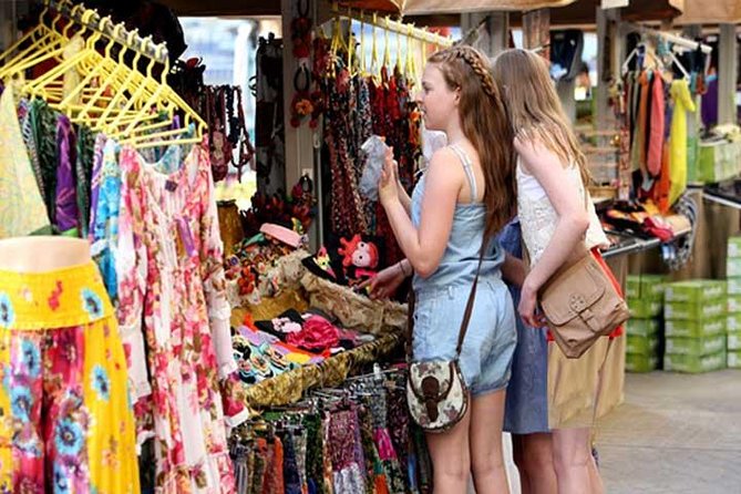 Agra: Street Food and Walk Tour with Spice Market by Tuk-Tuk - Why this Agra evening feels different