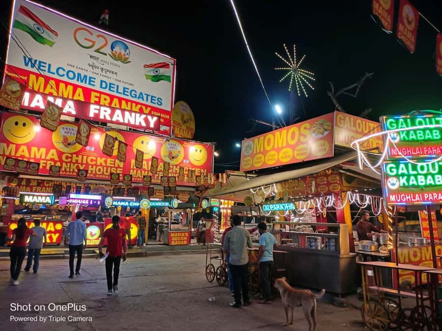 Agra: Street Food Tour with Spice Market on Tuk-Tuk Ride - Eating your way through chaat gali