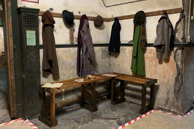Air Raid Shelter + St. Nicholas Market Walking Tour - Entering the WWII air raid shelter