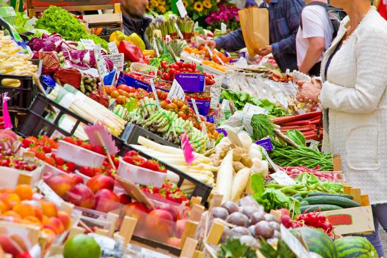 Alberobello: Market, Cooking Class & Meal at a Local's Home - Moving from the market to a private home kitchen