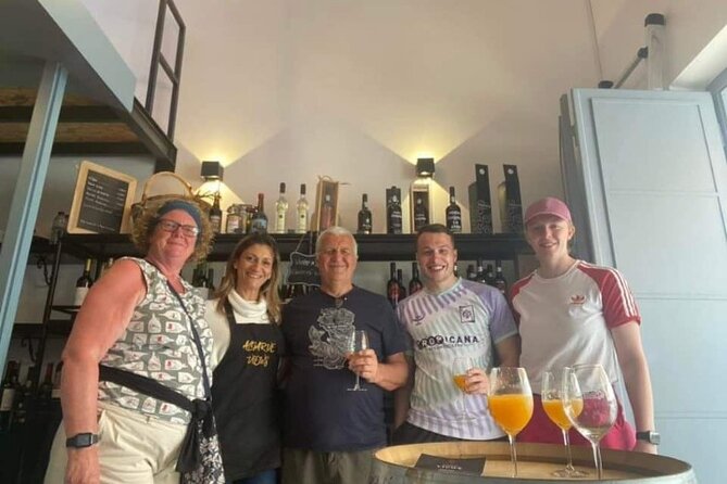 Algarve Wines Tasting Shared Experience at Mercado Municipal de Silves - A local wine tasting in the middle of Silves