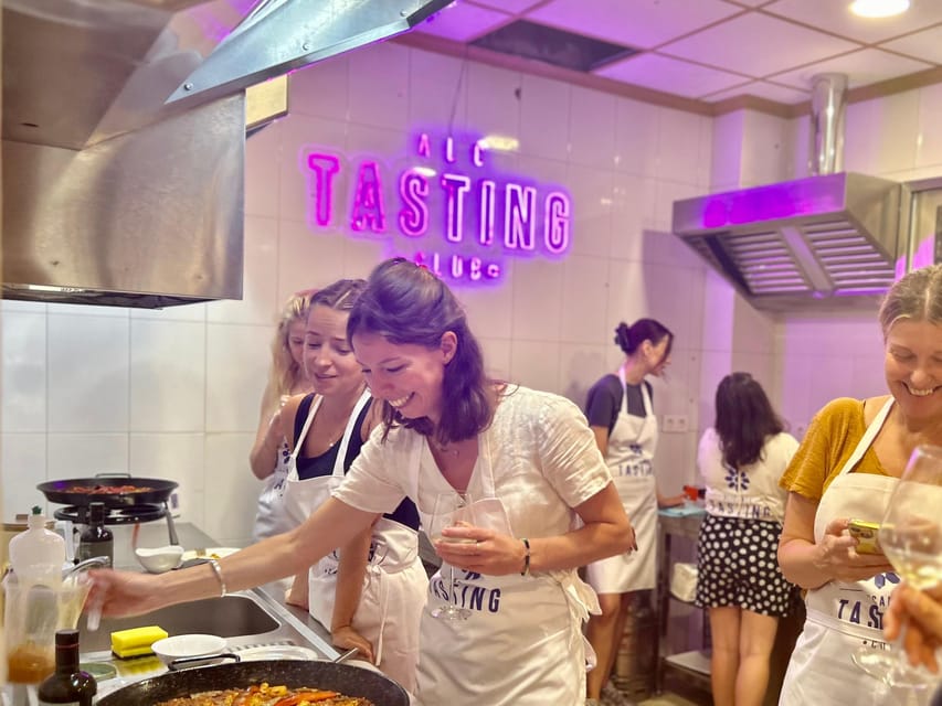 Alicante Paella Cooking Class, Tapas, Drinks and Market - What you actually eat and drink
