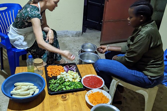 Arusha: Traditional Tanzania Cooking Class & Food Market Tour - Who should book this activity