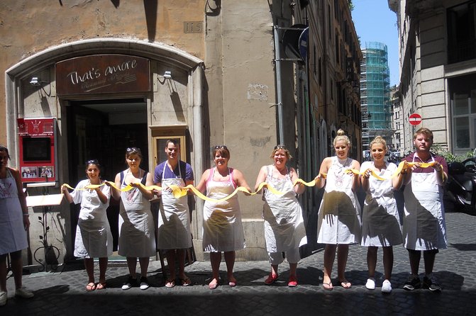 Authentic Roman Cooking Class & Market Experience - Group size and the crowded-class concern