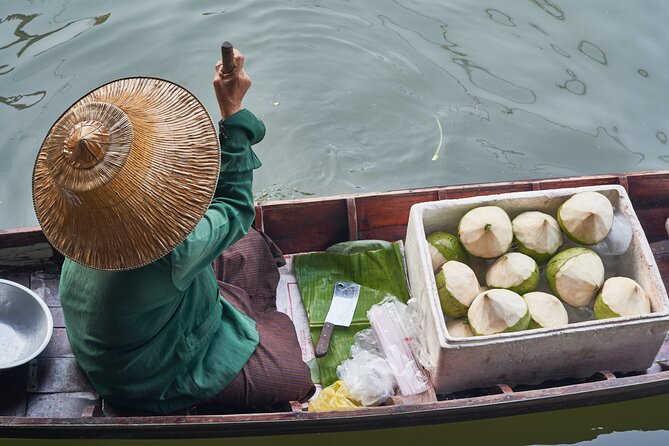 Ayutthaya Bicycle Hike & ATV to Top Attractions & Floating Market - Who should book this experience?