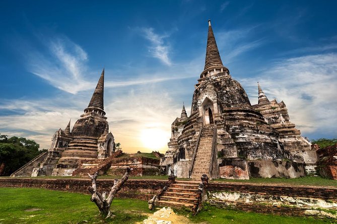 Ayutthaya Temples and Ayothaya Floating Market From Bangkok - How to prepare for a hot, fast day