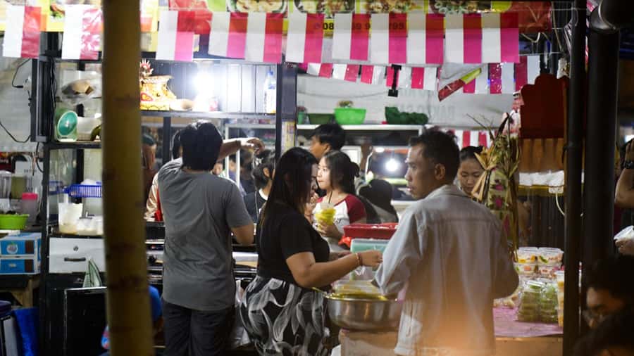 Bali: Denpasar Market Food Tour with 7 Tastings Must-Try - What the $32 price really covers