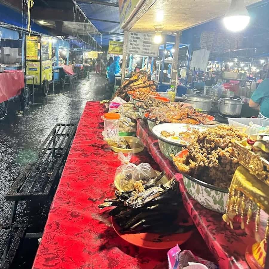 Bali: Penglipuran Village, Waterfall, and Night Market Tour - Nine hours from pickup to return
