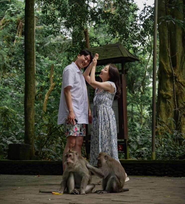 Bali: Ubud Monkey Forest, Coffee Plantation, and Market Tour - Meeting the macaques in the Monkey Forest