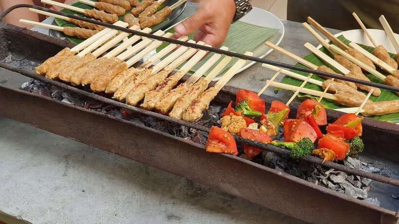 Balinese cooking class/Go shopping at the market, cook, eat - Should you book this Balinese cooking class?