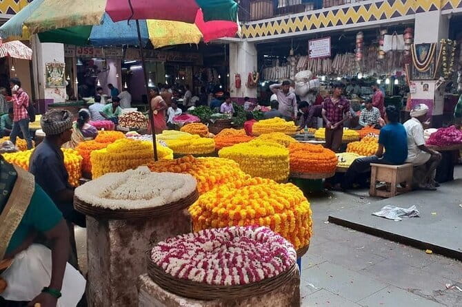 Bangalore Evening Food Street Walk and Market Visit - From Chikpete Metro Station into old Bengaluru