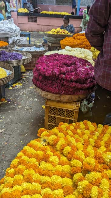 Bangalore Walking Tour KR Flower Market,Fort,Tippu palace - Should you book it?