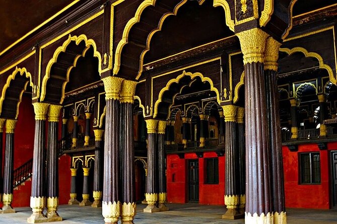 Bangalore Walking Tours - Flower Market, PETE and more - Tipu Sultan’s palace, fort walls, and painted interiors