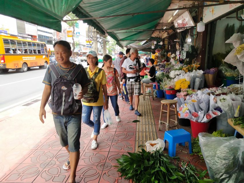 Bangkok:4Hour Flower Market and Little India Tour Mini Group - Chinatown and time to continue on your own