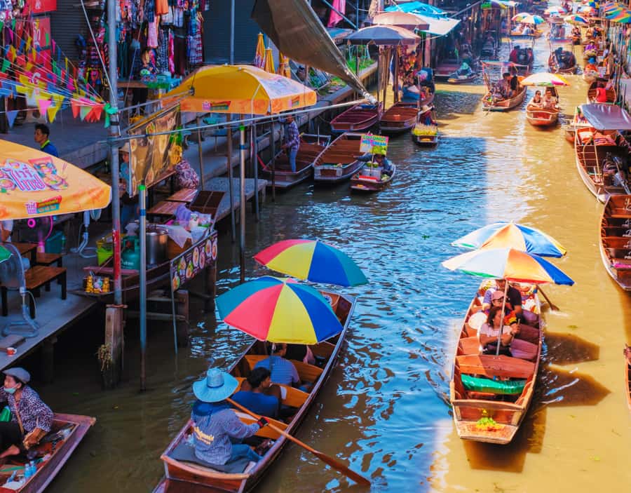Bangkok: Amphawa Floating & Railway Markets Guided Day Tour - Should you book it?