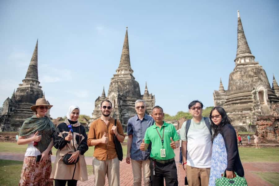 Bangkok: Ayutthaya, Railway & Floating Markets Full-Day Tour - The lunch break, and why you should plan ahead