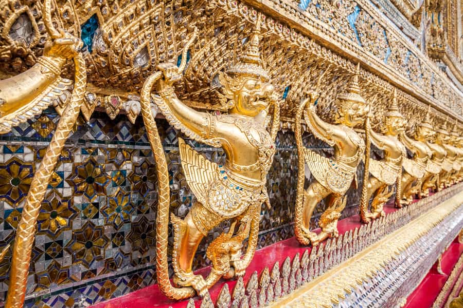 Bangkok: City Highlights Temple and Market Walking Tour - Price, pace, and who should book