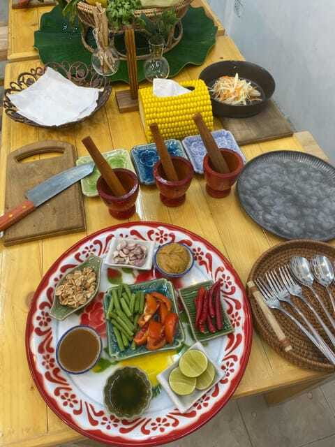Bangkok Cooking Class : Traditional Thai dishes&Market Trip - Pat’s teaching style makes the recipes usable at home