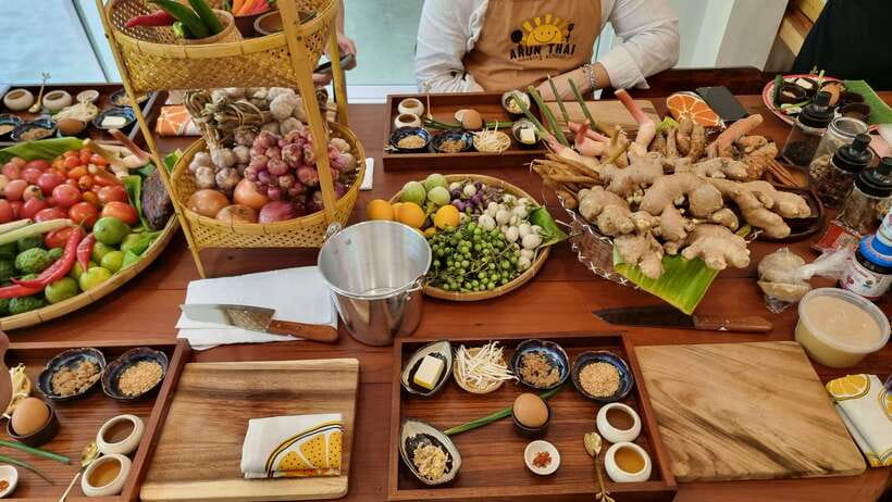 Bangkok: Cooking Class + Tuk Tuk Ride + Market Tour - Is $42 good value?