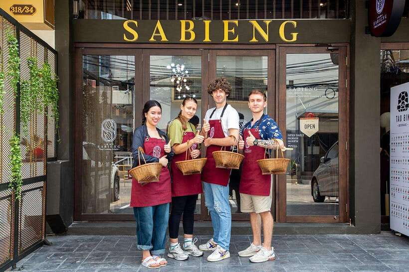 Bangkok: Cooking Class with Market Visit & Tuk Tuk Ride - What to bring and how to plan your meal