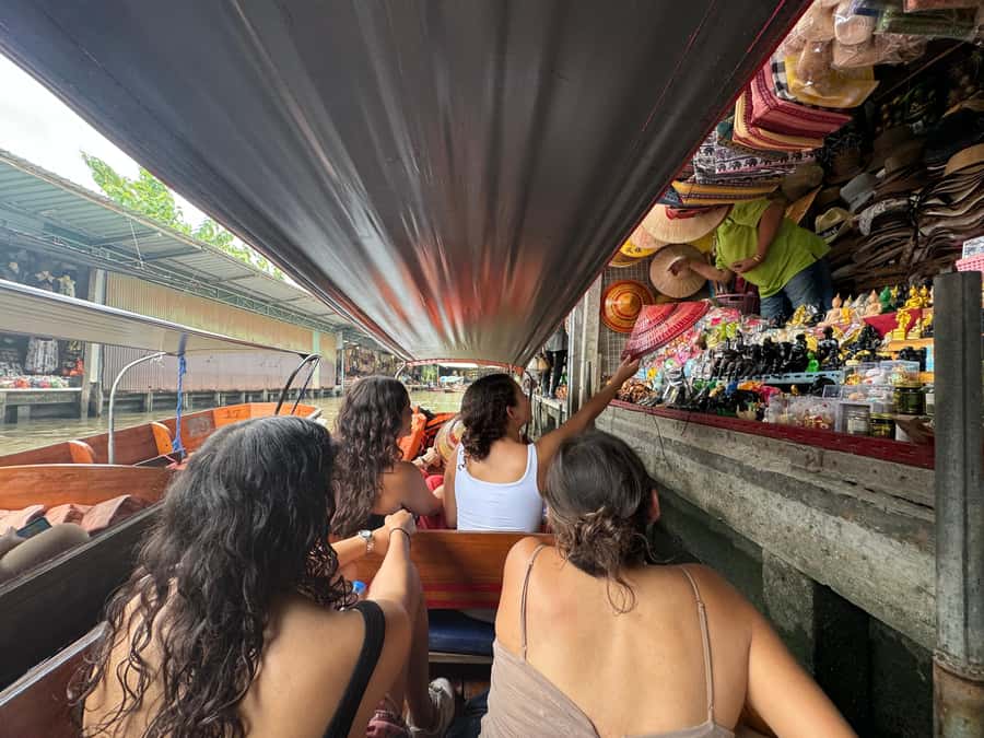 Bangkok: Damnoen Floating Market & Train Market Private Tour - Who should book this market tour?