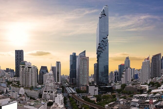 Bangkok Damnoen Saduak, Train Market, Mahanakhon Skywalk - What is included, and what is not