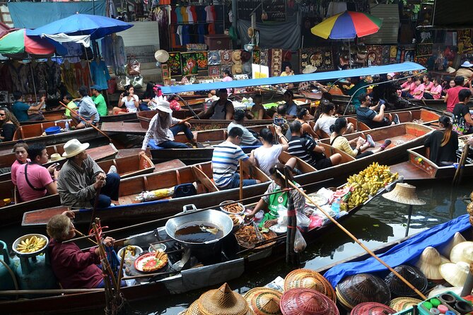 Bangkok: Floating Market and Train Tour with Guide in Spanish and English - Who should book this excursion