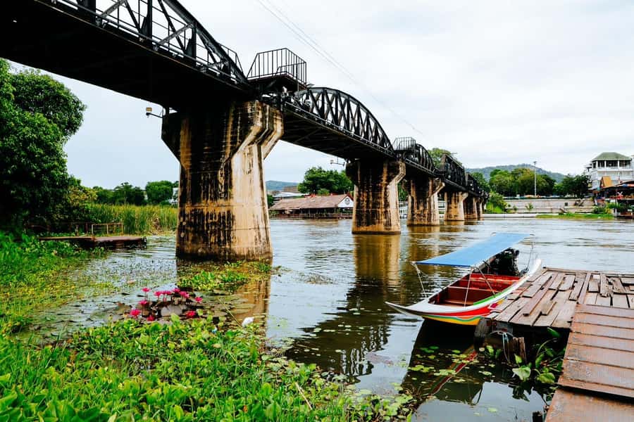 Bangkok: Floating Market, River Kwai, Railway Tour w/ Lunch - A big day beyond Bangkok