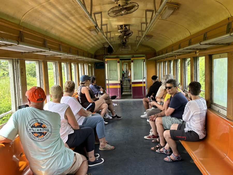 Bangkok: Floating Market, River Kwai, Railway Tour w/ Lunch - Damnoen Saduak and its canal-side trade