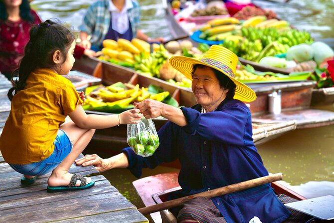 Bangkok: Floating Market & Train Market with Train/Boat ride - Who should book this experience?