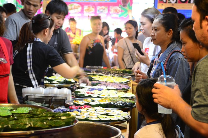 Bangkok Floating Markets and Boat Tour - The guides make the difference