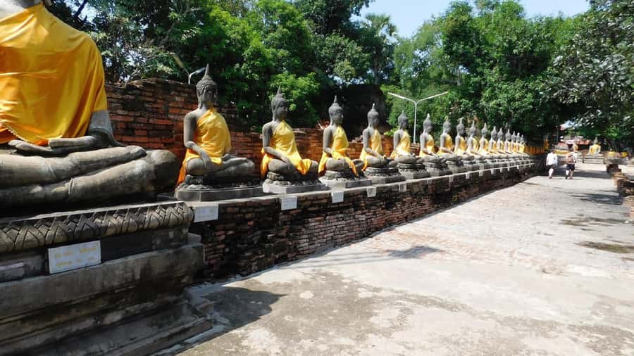 Bangkok highlight: Floating Market, Train Market & Ayutthaya - Is $176 per person fair value?