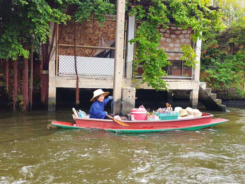 Bangkok Long Boat Canal a Big Buddha & Culture Markets Tour - What the guides add to the day