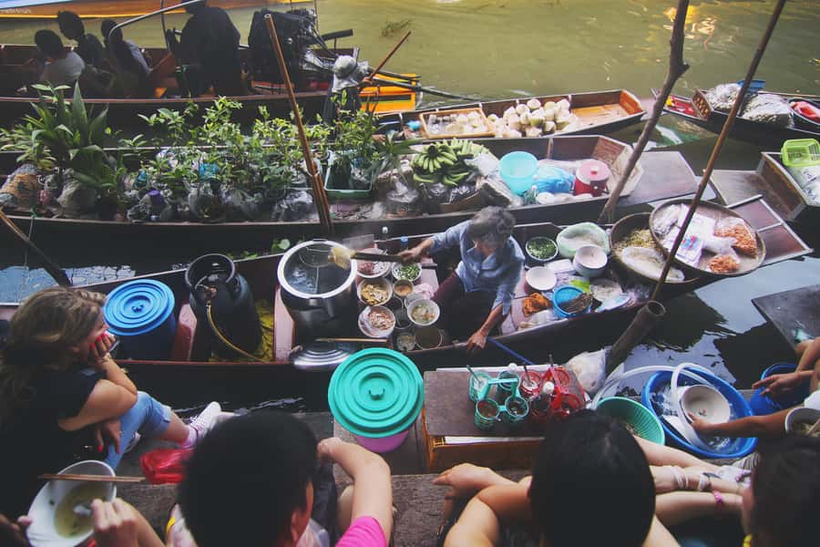 Bangkok: Maeklong Train Market & Amphawa Floating Market - Accessibility and comfort