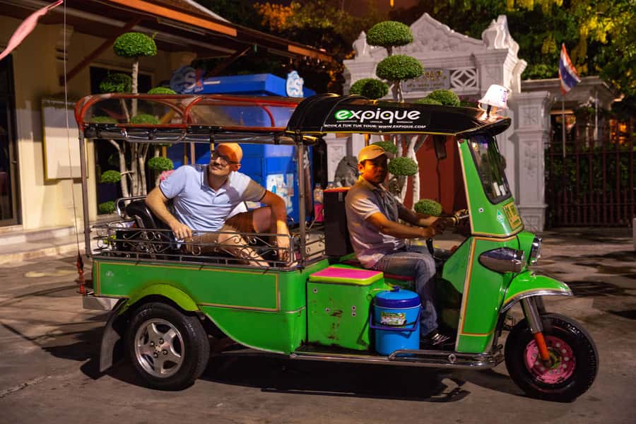Bangkok: Markets, Temples and Food Night Tour by Tuk Tuk - Why Bangkok works better from a tuk tuk after dark