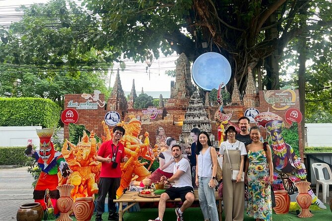 Bangkok Night Market Tour Dinner and Vintage Find - What the dinner is likely to feel like