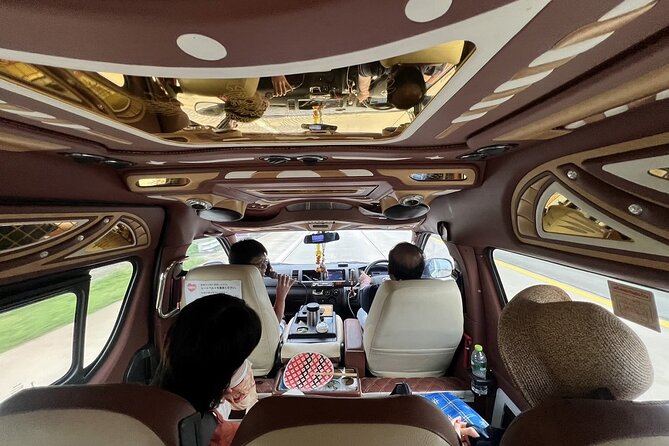 Bangkok Night Market Tour Dinner and Vintage Find - Who should book this evening?