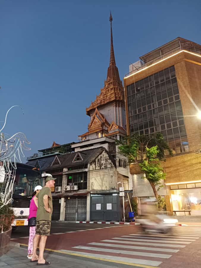 Bangkok Night Tuk Tuk: Private Tour of Markets & Landmarks - Who will enjoy this Bangkok evening most