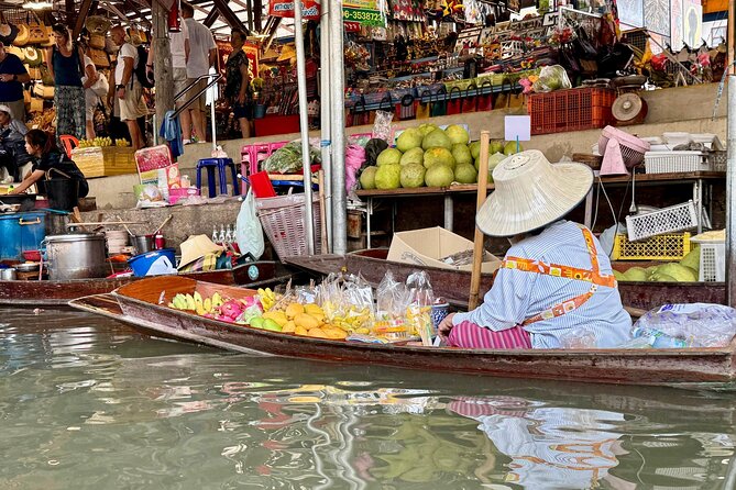 Bangkok: Private Floating Market and Train Market - Who will enjoy this experience most?